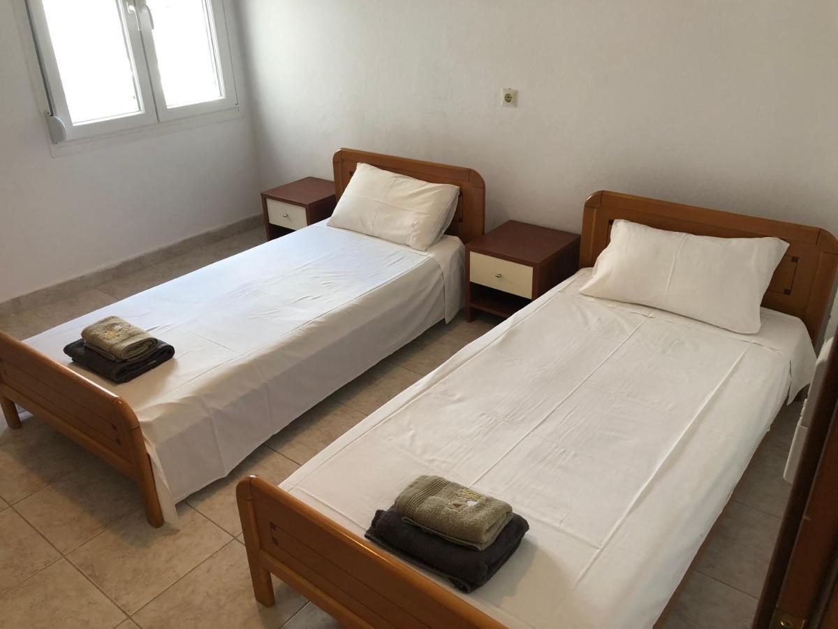 Irida Apartments 尼尔斯吉尼 外观 照片